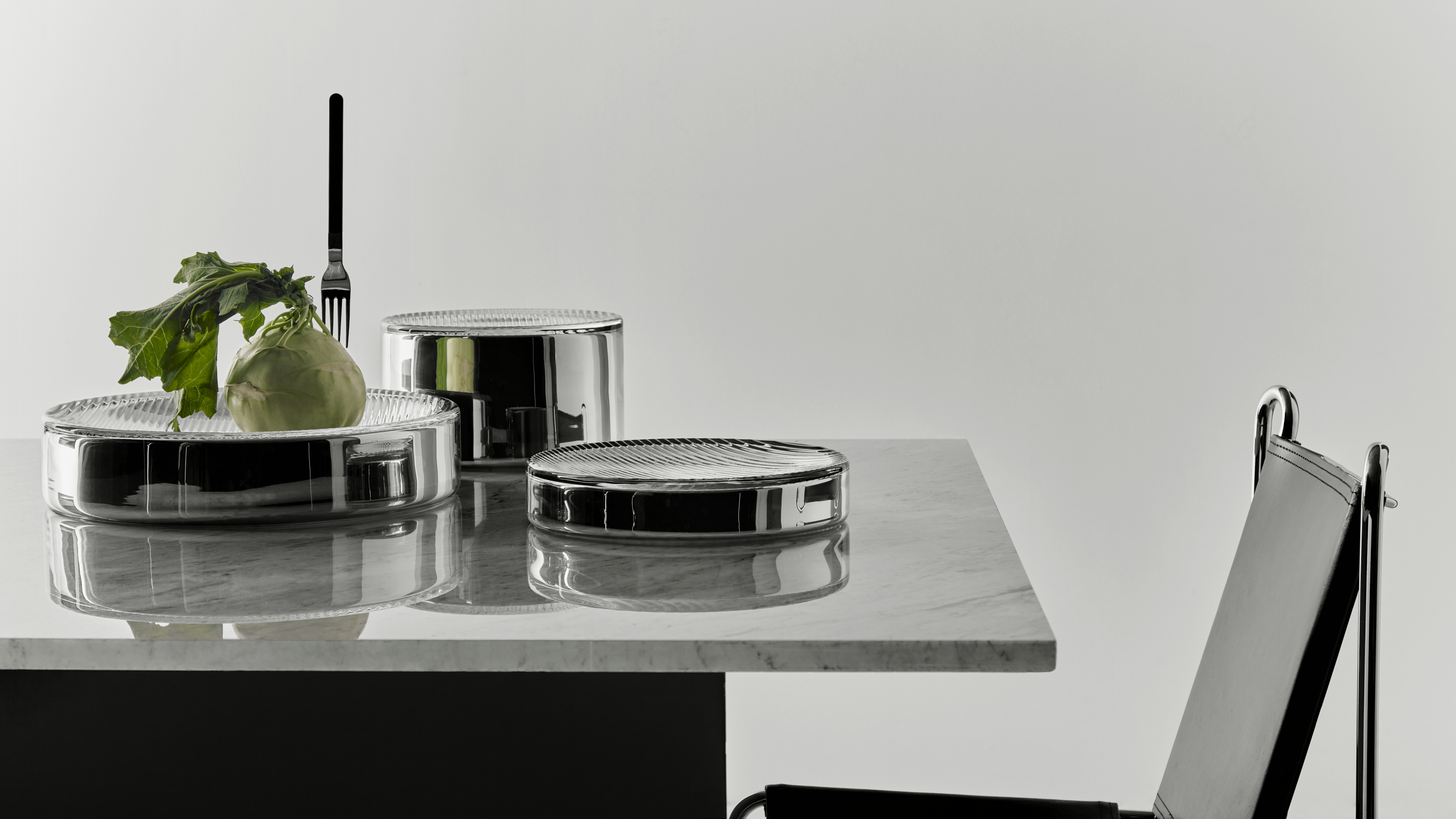 Array fat och skålar – designade för att vara tydligt skandinaviska ...